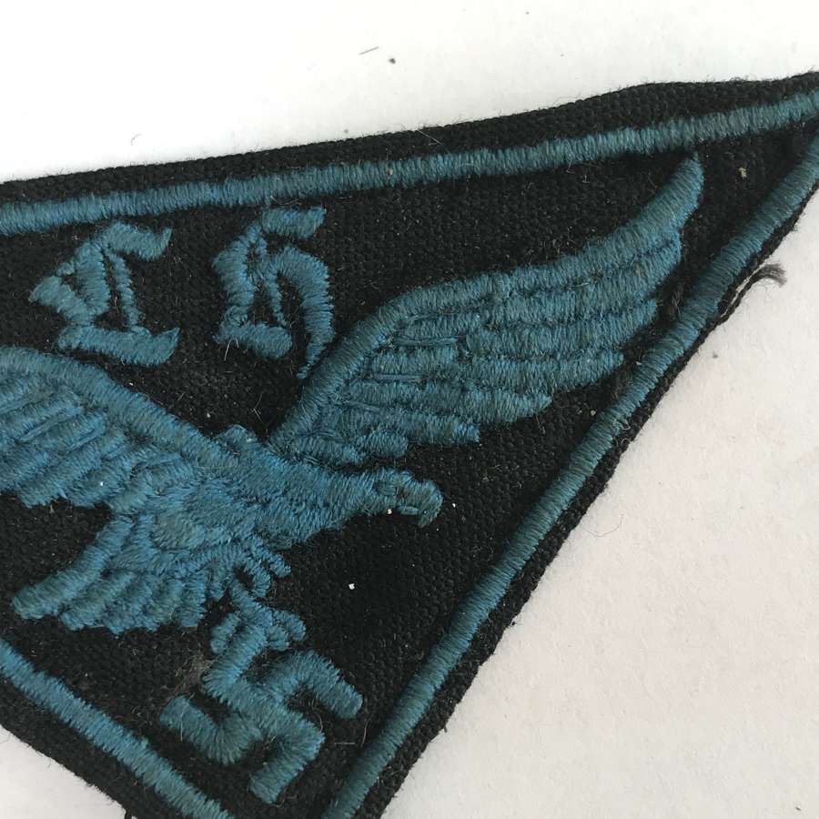 HJ Flak helpers  breast eagle