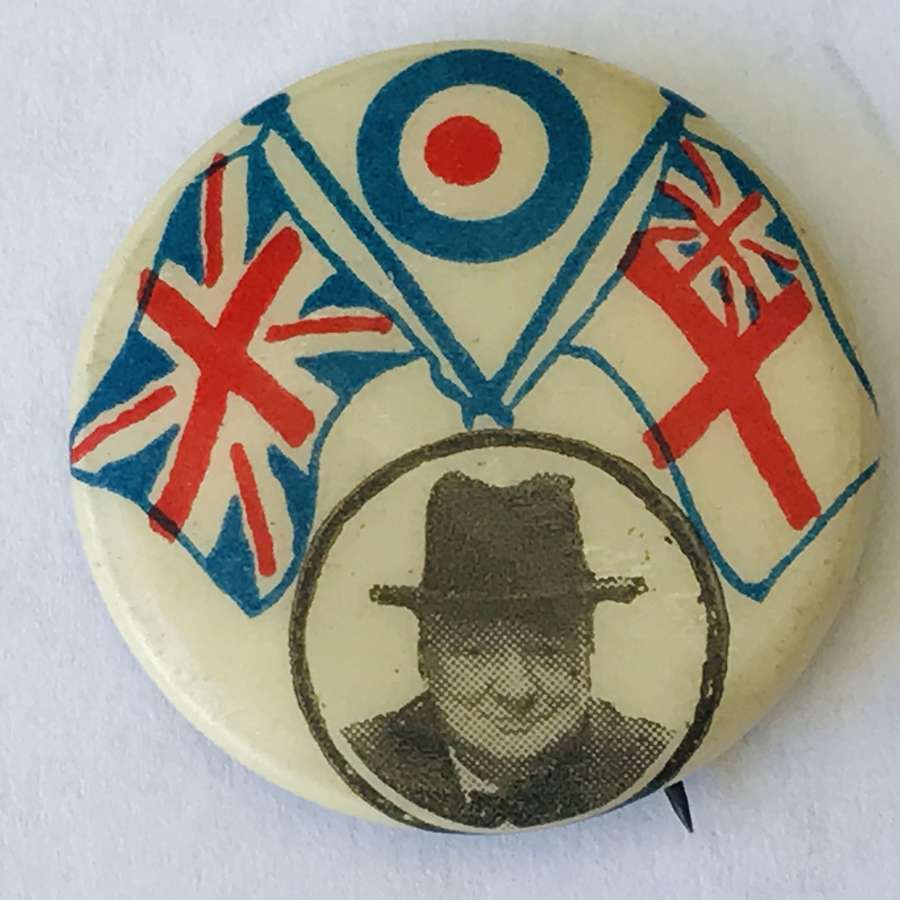Winston Churchill victory pin button badge