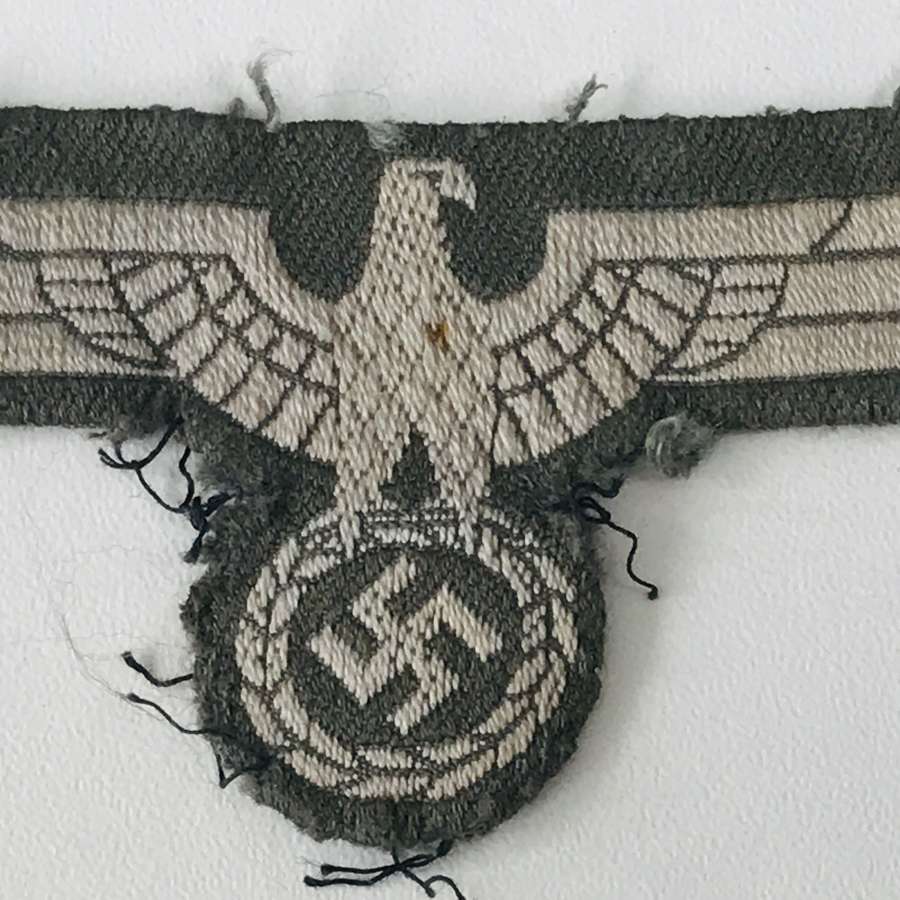 Army eagle Removed from uniform