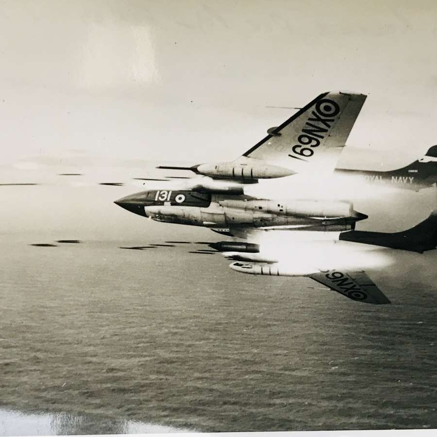 Seven De Havilland Sea Vixen photos
