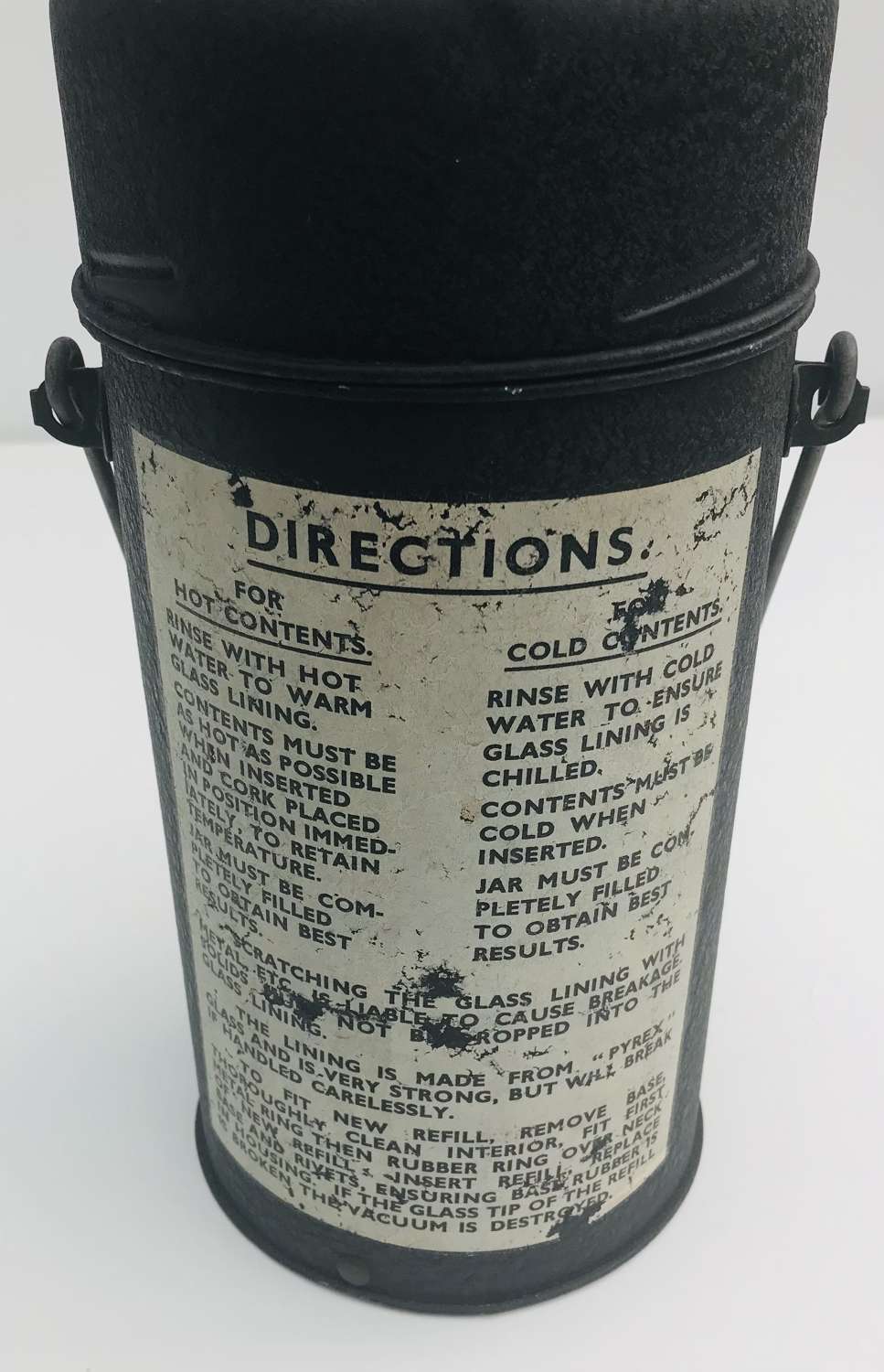 1944 British thermos flask