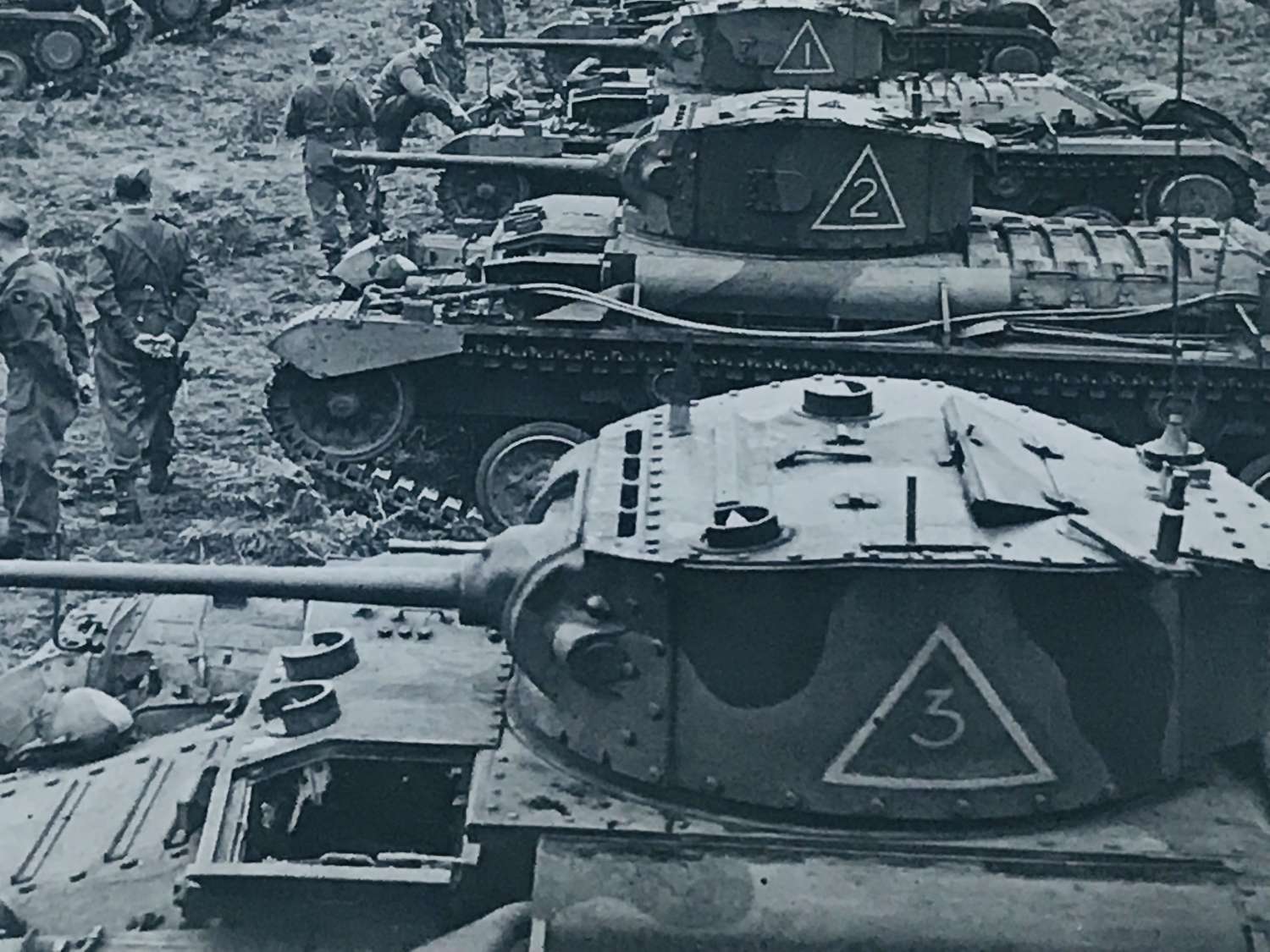 Valentine tanks Official press photo