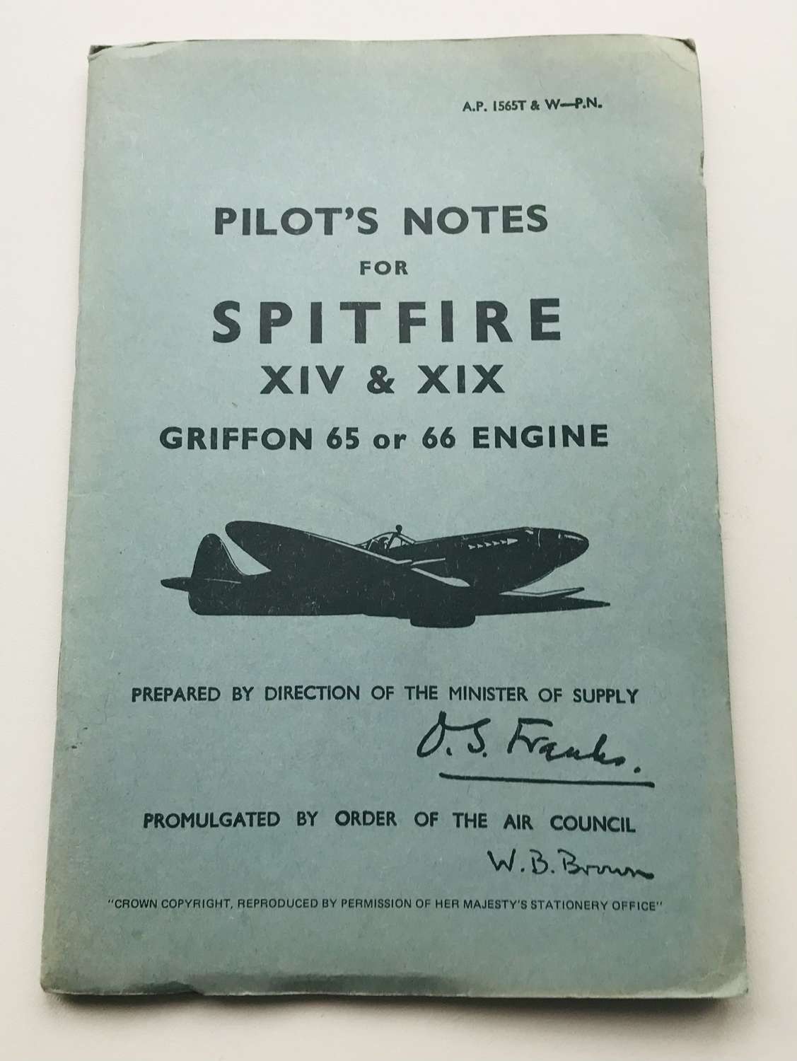 Spitfire MK XIV  and XIX Pilots notes