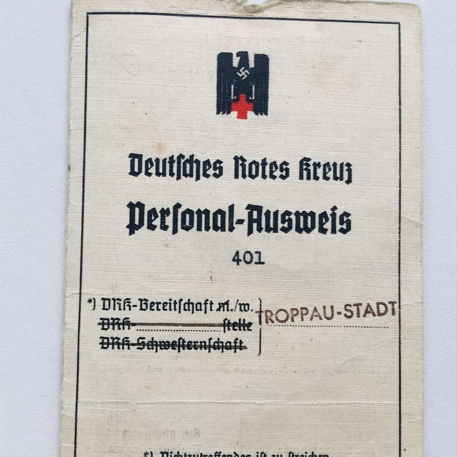 WW2 German Red Cross nurses pass