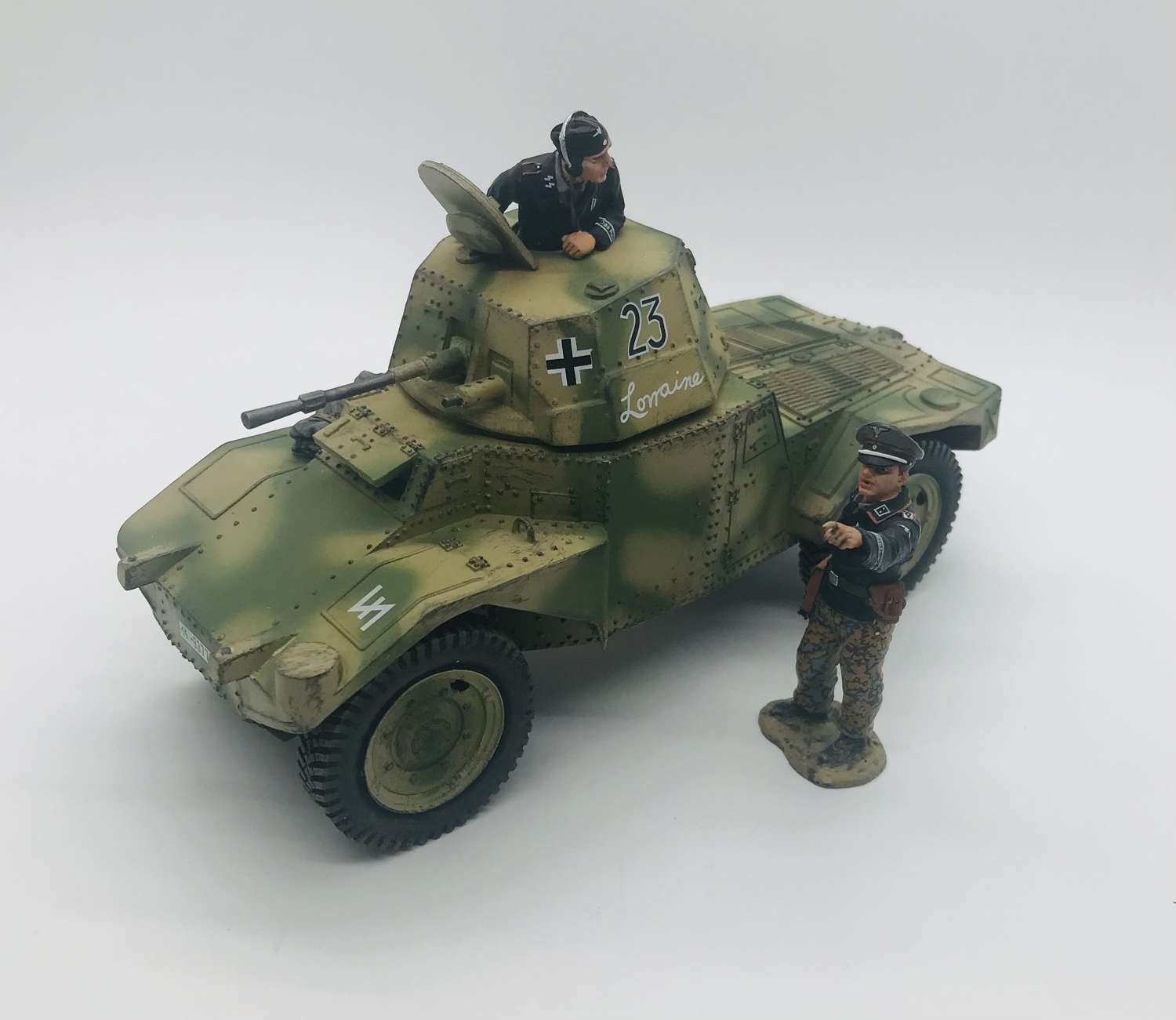 King& Country / Panhard armoured car boxed model