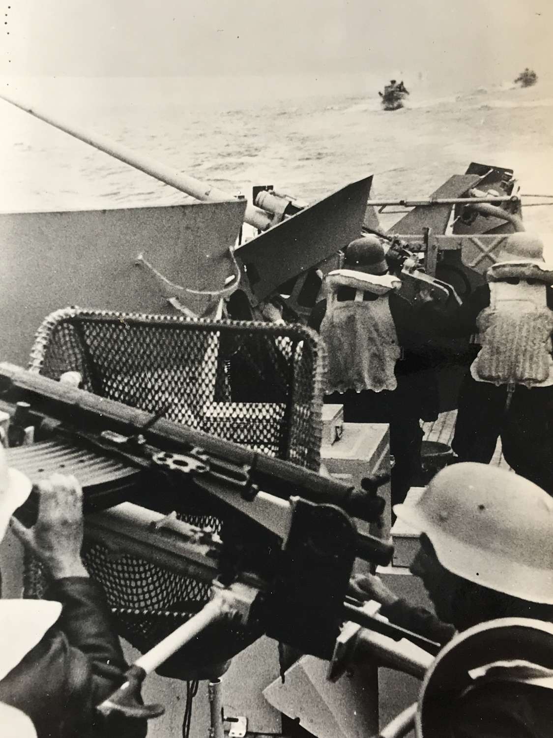 KM anti-aircraft gunners E boat photo dated 1944