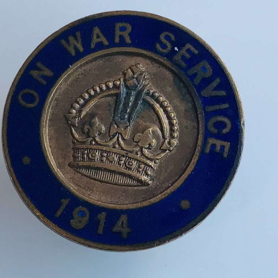 On war service badge 1914
