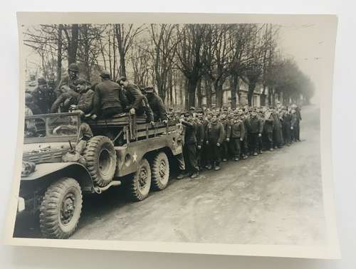 US Army press photograph of German prisoners, March 1945