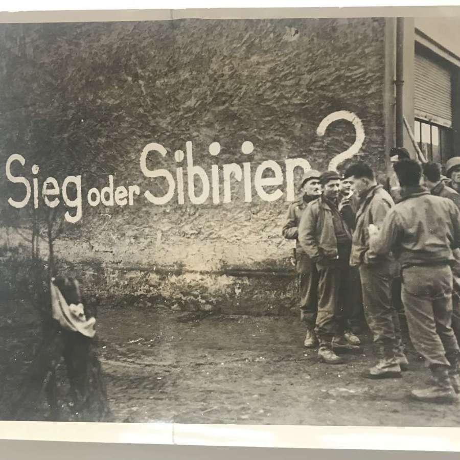 US Army press photo (victory, or Siberia) 1945