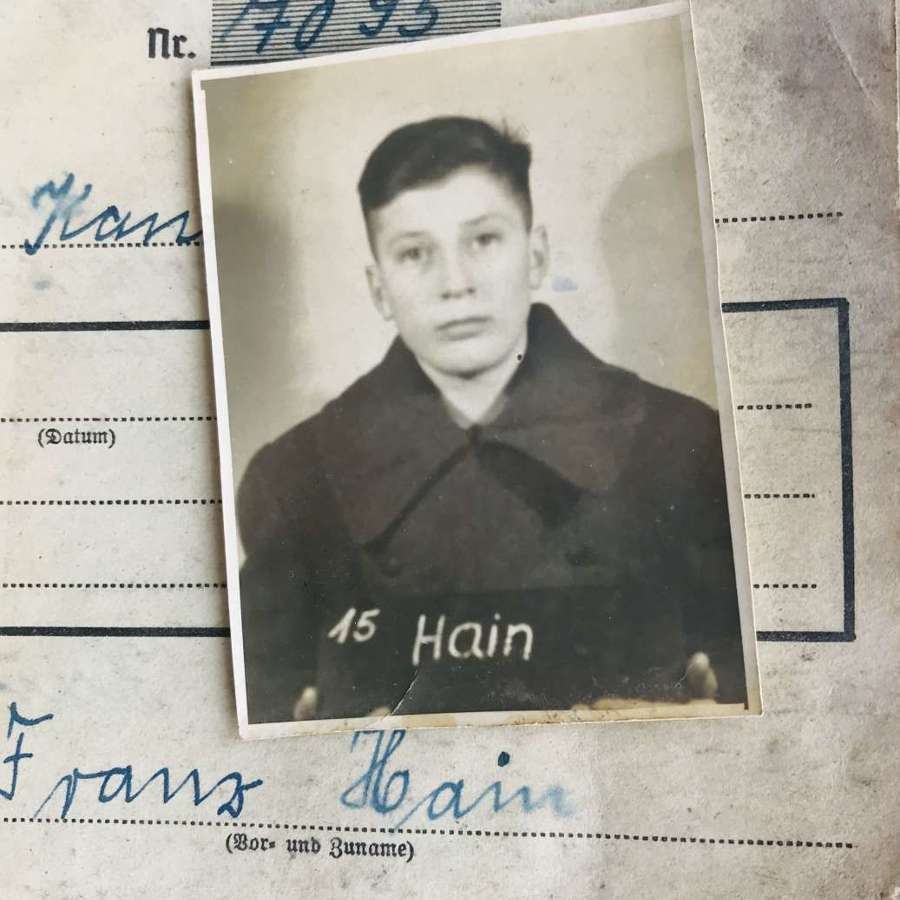 Luftwaffe Soldbuch of Kanonier Fritz Hain aged 17