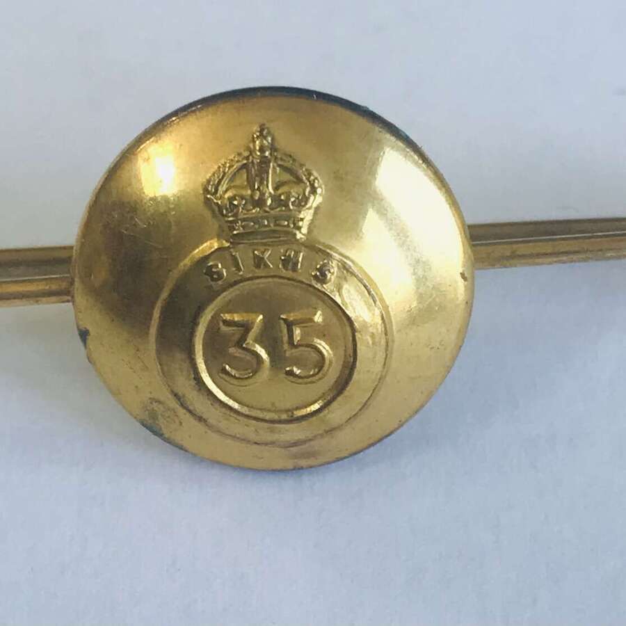 35 Sikhs  Kings, crown sweetheart  brooch