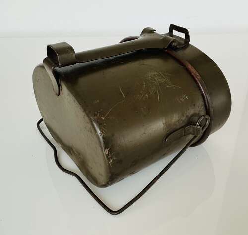 German Mess tin dated 1943