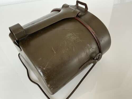 German Mess tin dated 1943
