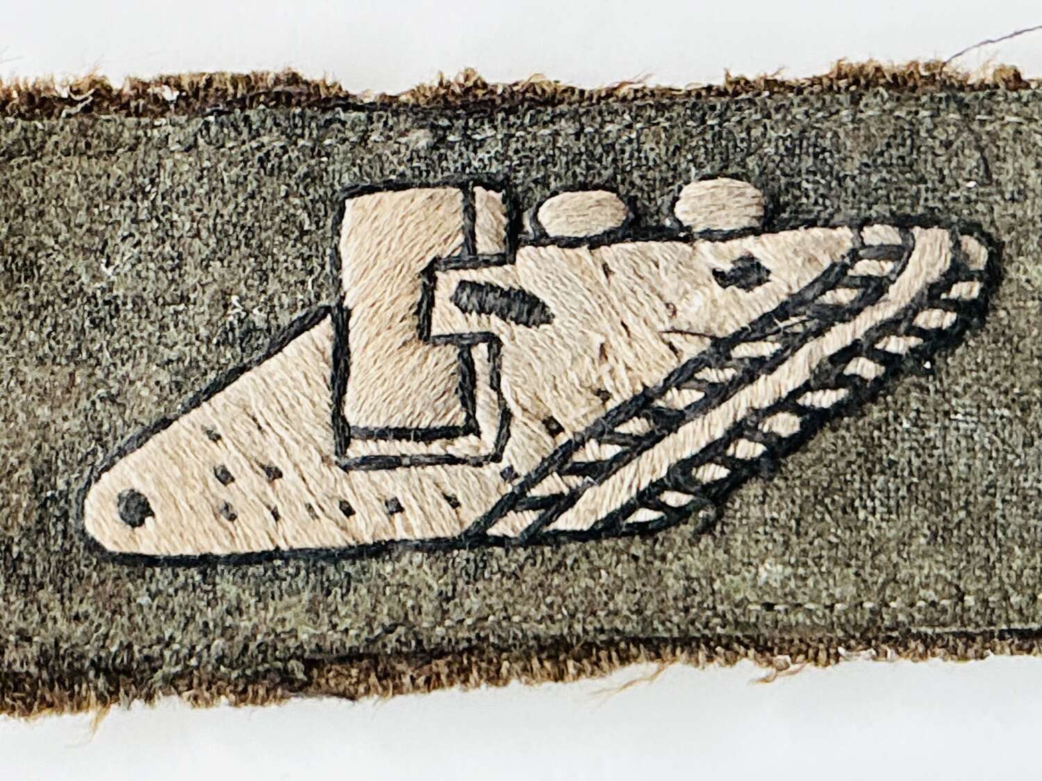 Royal Armoured Corps cloth unit arm badge uniform removed