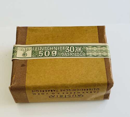 Original German pipe   tobacco dating from WW2