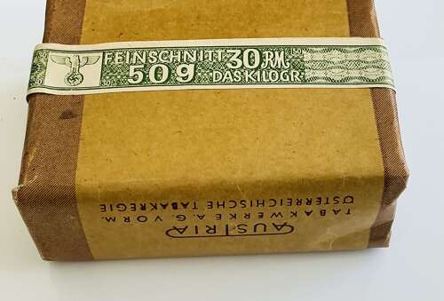Original German pipe   tobacco dating from WW2