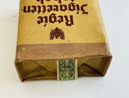 Original German pipe   tobacco dating from WW2