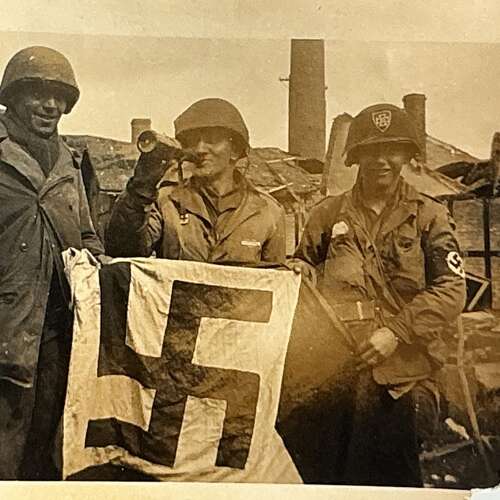 22 American army images of Germany, 1945